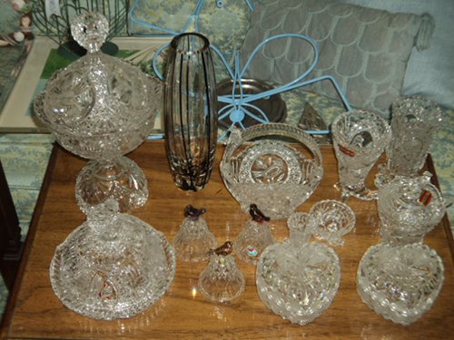 Property photo 140 - Personal Property Auction, Furniture, Glassware, Pictures, Kitchen Appliances, Household, Fishing Gear, Vintage Cameras, Electronics, Toys, Games