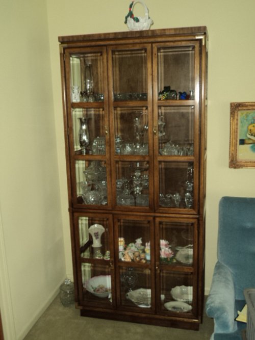 Property photo 2 - Personal Property Auction, Furniture, Glassware, Pictures, Kitchen Appliances, Household, Fishing Gear, Vintage Cameras, Electronics, Toys, Games