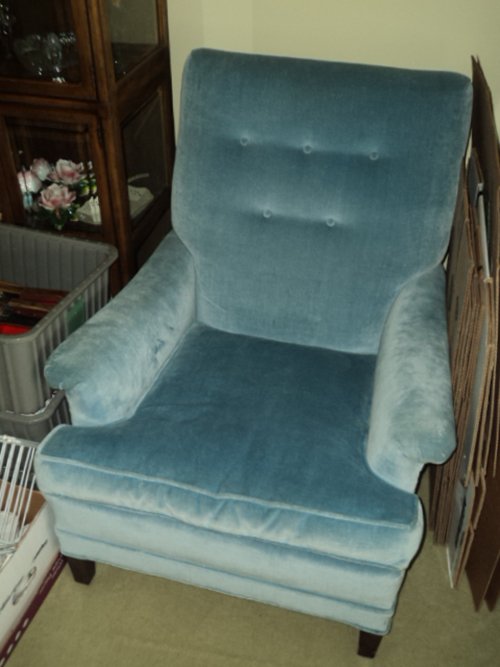 Property photo 6 - Personal Property Auction, Furniture, Glassware, Pictures, Kitchen Appliances, Household, Fishing Gear, Vintage Cameras, Electronics, Toys, Games