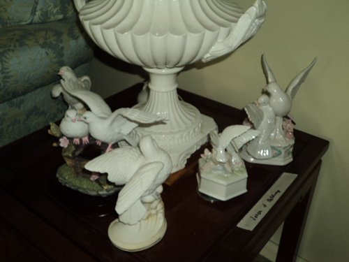 Property photo 148 - Personal Property Auction, Furniture, Glassware, Pictures, Kitchen Appliances, Household, Fishing Gear, Vintage Cameras, Electronics, Toys, Games
