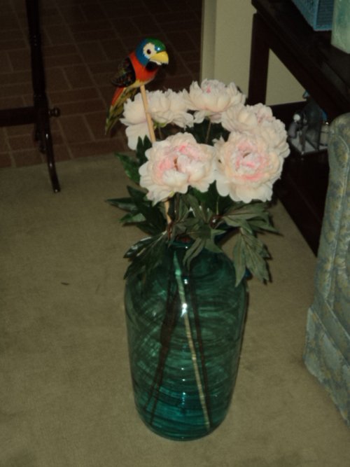 Property photo 172 - Personal Property Auction, Furniture, Glassware, Pictures, Kitchen Appliances, Household, Fishing Gear, Vintage Cameras, Electronics, Toys, Games