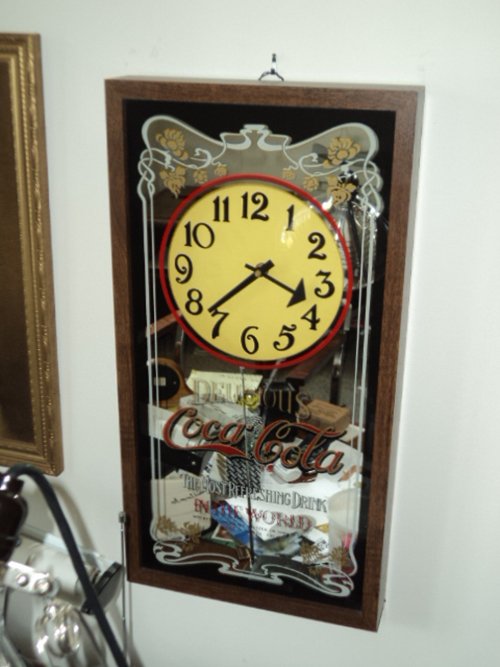 Property photo 88 - Personal Property Auction, Furniture, Glassware, Pictures, Kitchen Appliances, Household, Fishing Gear, Vintage Cameras, Electronics, Toys, Games