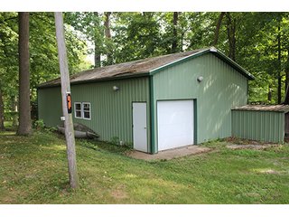 Property photo 3 - Real Estate & Personal Property Auction