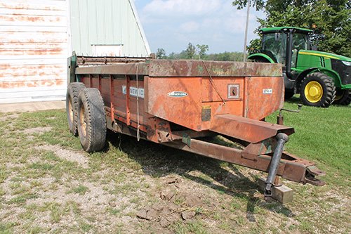 Property photo 9 - BEERY FARM & LIVESTOCK EQUIPMENT AUCTION
