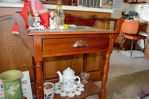 Property photo 36 - Major Antique & Collectible & Real Estate Auction, 2 Dates, Sat., Oct. 12 @ 9AM for Personal Property & Thurs., Oct., 17 @ 6PM for Real Estate