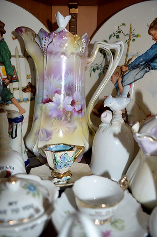 Property photo 30 - Major Antique & Collectible & Real Estate Auction, 2 Dates, Sat., Oct. 12 @ 9AM for Personal Property & Thurs., Oct., 17 @ 6PM for Real Estate