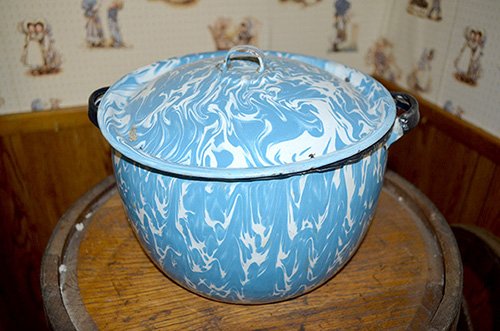 Property photo 39 - Major Antique & Collectible & Real Estate Auction, 2 Dates, Sat., Oct. 12 @ 9AM for Personal Property & Thurs., Oct., 17 @ 6PM for Real Estate
