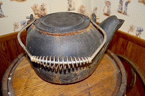 Property photo 25 - Major Antique & Collectible & Real Estate Auction, 2 Dates, Sat., Oct. 12 @ 9AM for Personal Property & Thurs., Oct., 17 @ 6PM for Real Estate