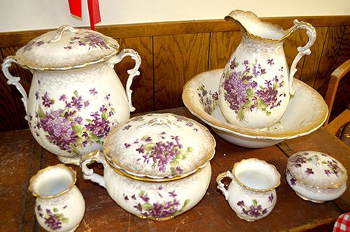 Property photo 86 - Major Antique & Collectible & Real Estate Auction, 2 Dates, Sat., Oct. 12 @ 9AM for Personal Property & Thurs., Oct., 17 @ 6PM for Real Estate