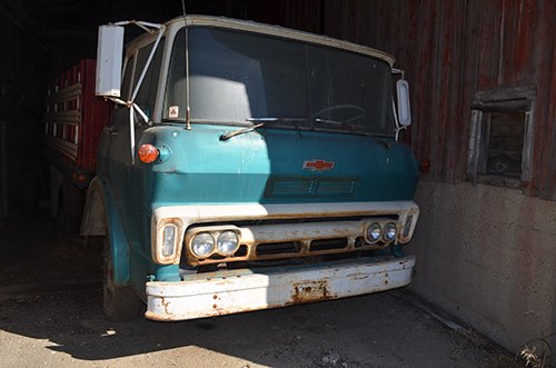 Property photo 59 - TRACTOR & FARM ANTIQUE AUCTION