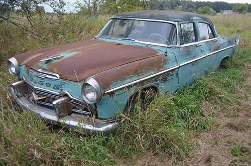 Property photo 15 - TRACTOR & FARM ANTIQUE AUCTION