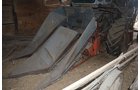 Property photo 22 - TRACTOR & FARM ANTIQUE AUCTION