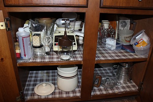 Property photo 33 - Car, Truck, Farm Equipment, Lawn Mower, Livestock, Tools, Guns, Primitive & Collectibles, Personal Property Auction