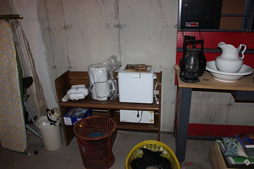 Property photo 32 - Car, Truck, Farm Equipment, Lawn Mower, Livestock, Tools, Guns, Primitive & Collectibles, Personal Property Auction