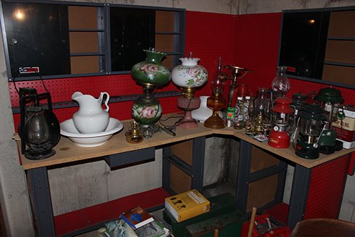 Property photo 41 - Car, Truck, Farm Equipment, Lawn Mower, Livestock, Tools, Guns, Primitive & Collectibles, Personal Property Auction