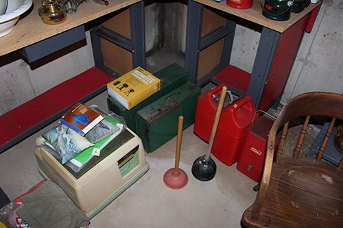 Property photo 94 - Car, Truck, Farm Equipment, Lawn Mower, Livestock, Tools, Guns, Primitive & Collectibles, Personal Property Auction