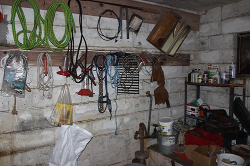 Property photo 34 - Car, Truck, Farm Equipment, Lawn Mower, Livestock, Tools, Guns, Primitive & Collectibles, Personal Property Auction