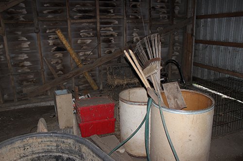 Property photo 106 - Car, Truck, Farm Equipment, Lawn Mower, Livestock, Tools, Guns, Primitive & Collectibles, Personal Property Auction