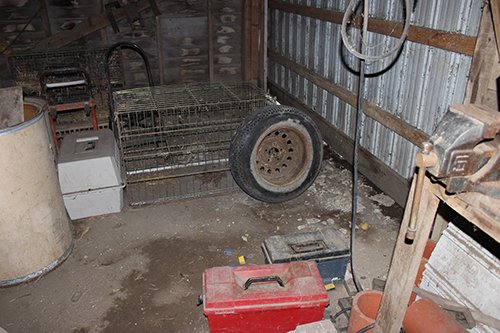 Property photo 73 - Car, Truck, Farm Equipment, Lawn Mower, Livestock, Tools, Guns, Primitive & Collectibles, Personal Property Auction