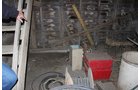 Property photo 122 - Car, Truck, Farm Equipment, Lawn Mower, Livestock, Tools, Guns, Primitive & Collectibles, Personal Property Auction