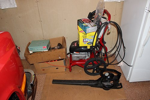 Property photo 70 - Car, Truck, Farm Equipment, Lawn Mower, Livestock, Tools, Guns, Primitive & Collectibles, Personal Property Auction