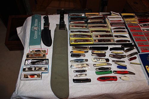 Property photo 121 - Car, Truck, Farm Equipment, Lawn Mower, Livestock, Tools, Guns, Primitive & Collectibles, Personal Property Auction