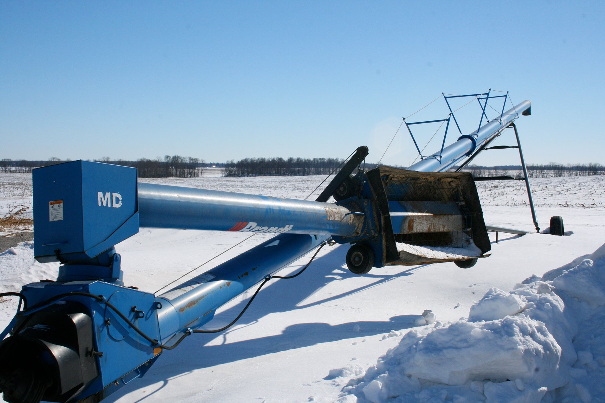 Property photo 100 - Area Farmers & Contractors Equipment Auction