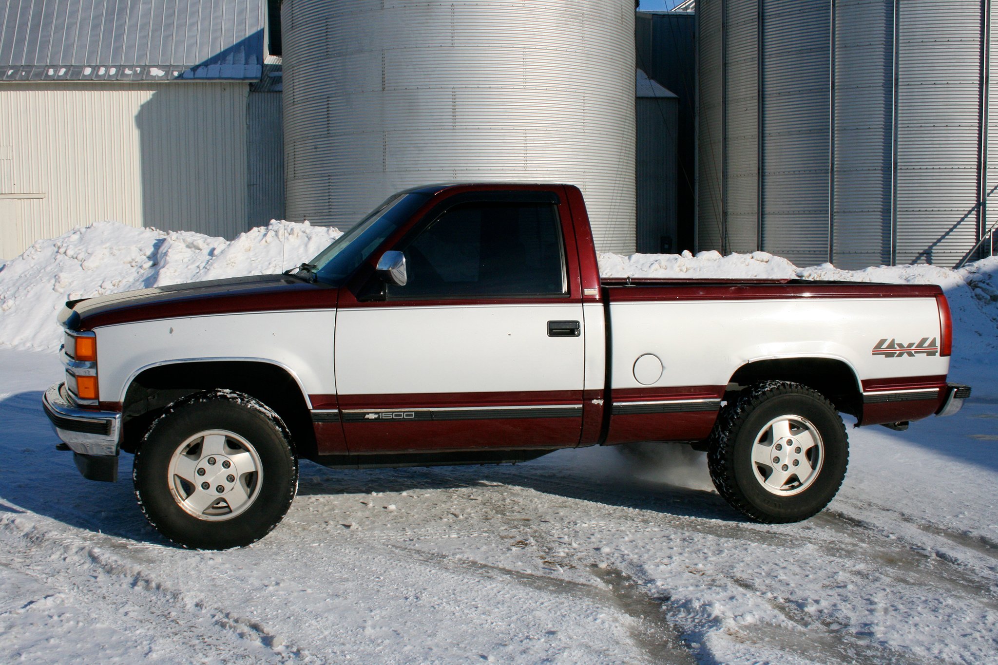 Property photo 129 - Area Farmers & Contractors Equipment Auction
