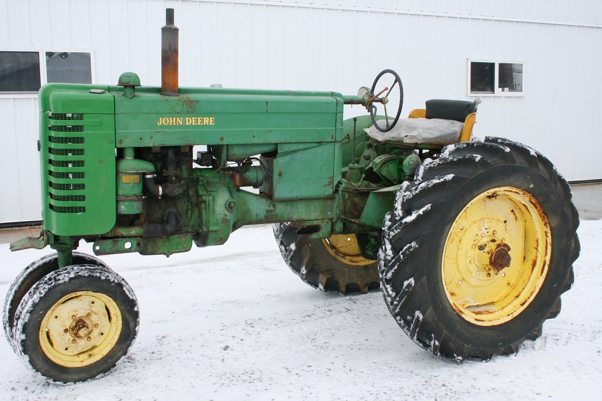 Property photo 12 - Farmers Grain & Ag Equipment Auction - EQUIPMENT WANTED!