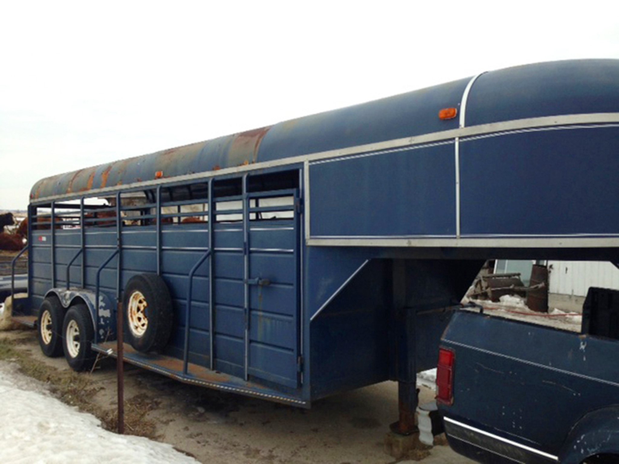 Property photo 117 - Farmers Grain & Ag Equipment Auction - EQUIPMENT WANTED!