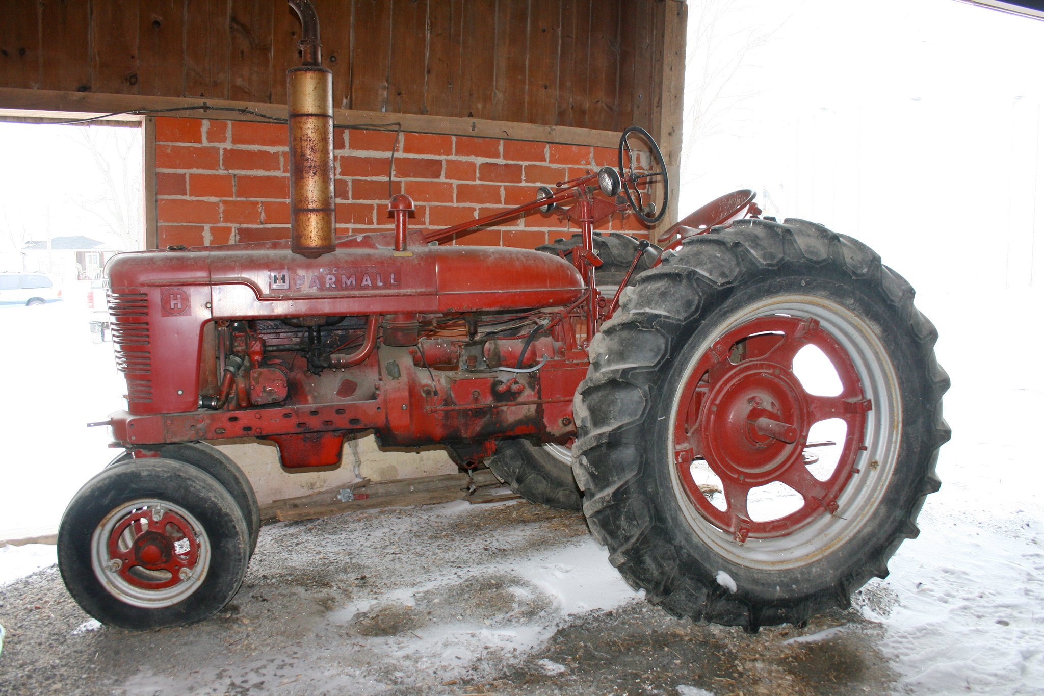 Property photo 14 - Farmers Grain & Ag Equipment Auction - EQUIPMENT WANTED!