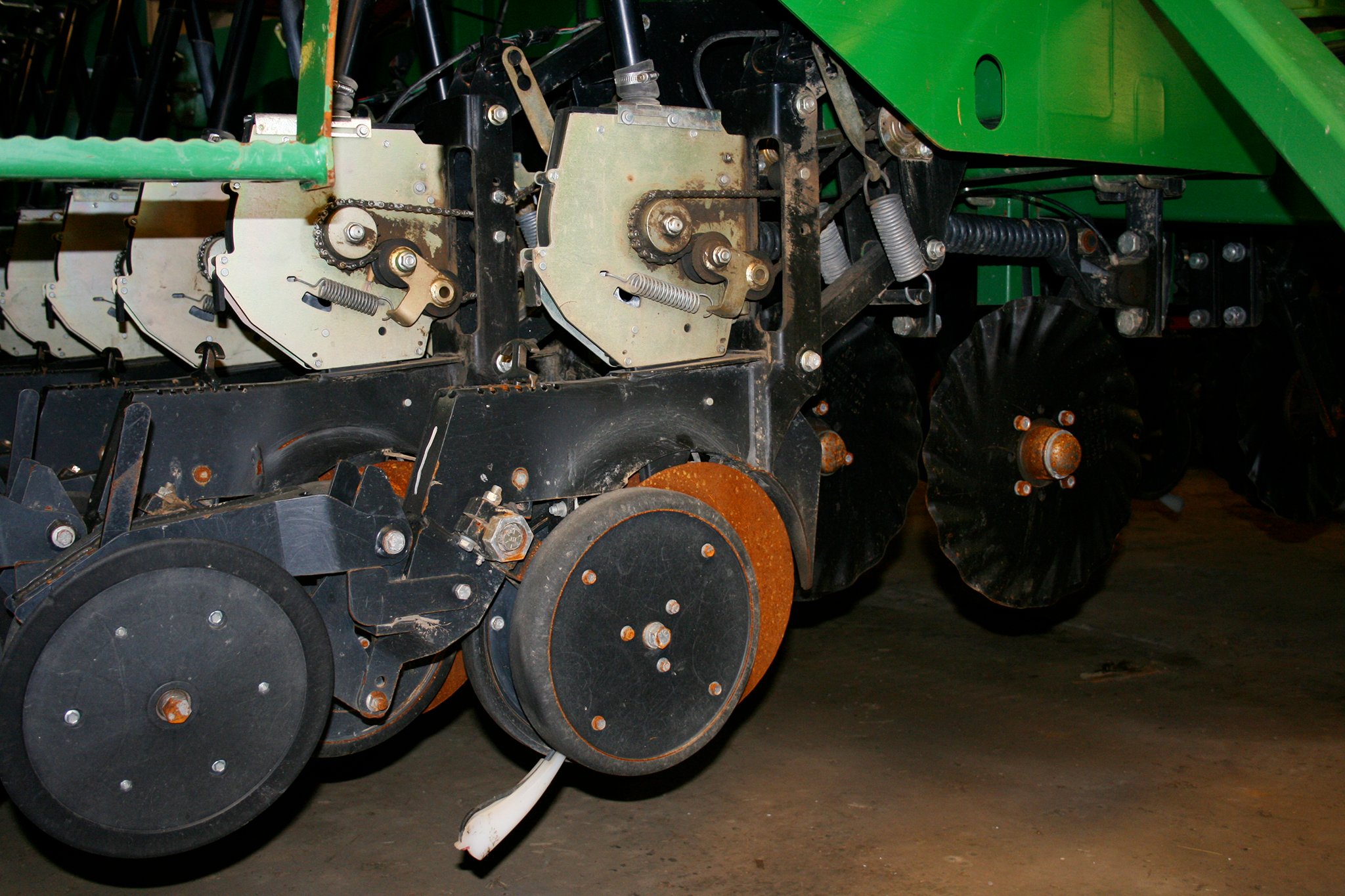 Property photo 31 - Farmers Grain & Ag Equipment Auction - EQUIPMENT WANTED!