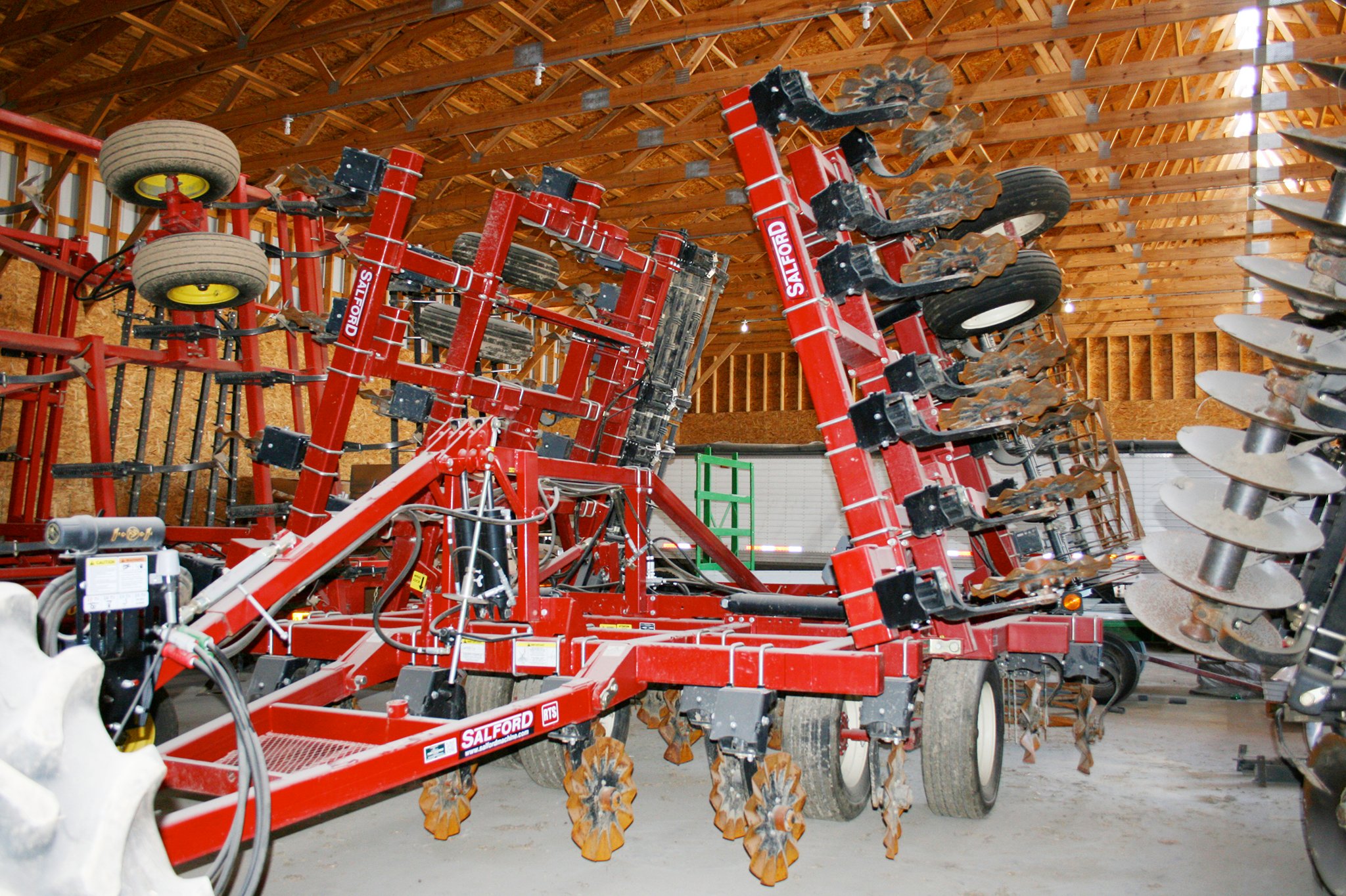 Property photo 37 - Farmers Grain & Ag Equipment Auction - EQUIPMENT WANTED!