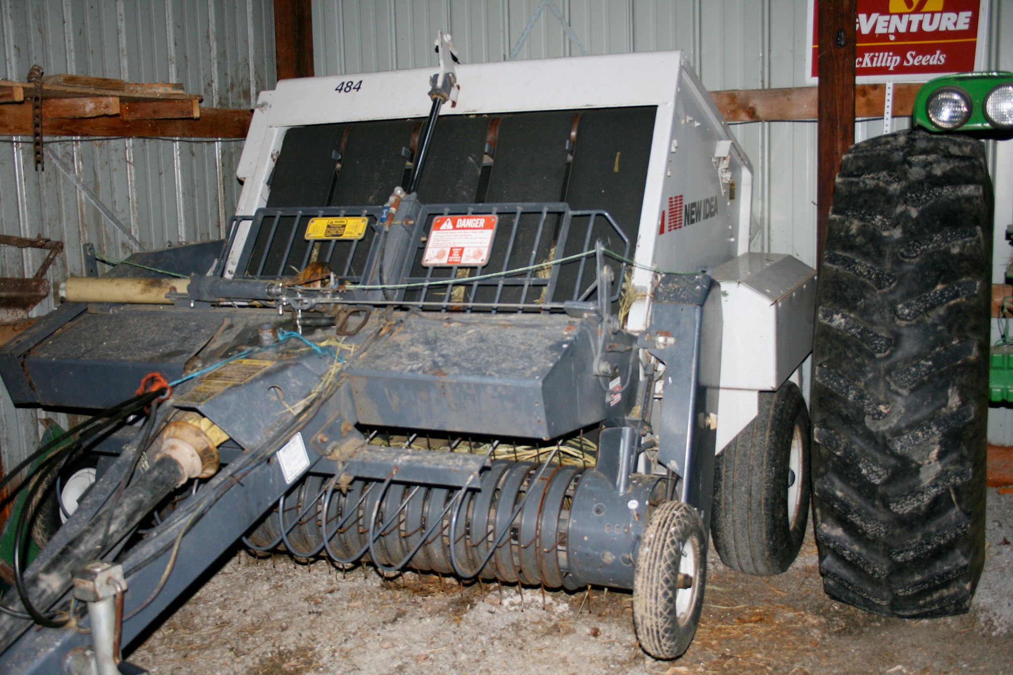 Property photo 72 - Farmers Grain & Ag Equipment Auction - EQUIPMENT WANTED!