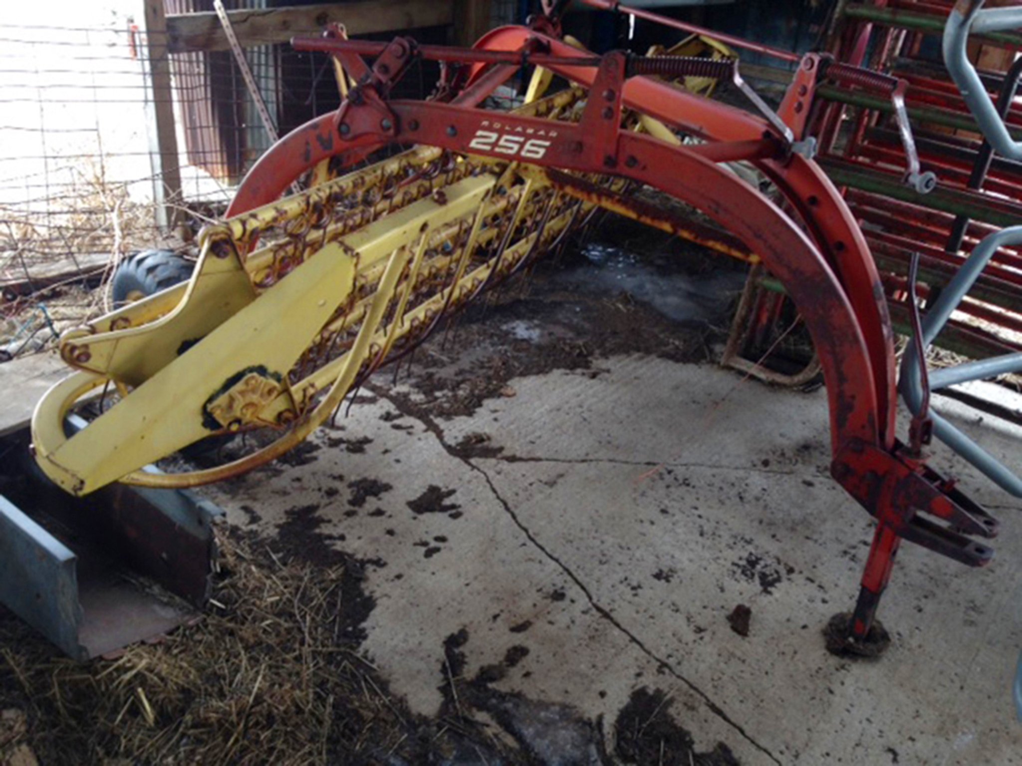 Property photo 79 - Farmers Grain & Ag Equipment Auction - EQUIPMENT WANTED!