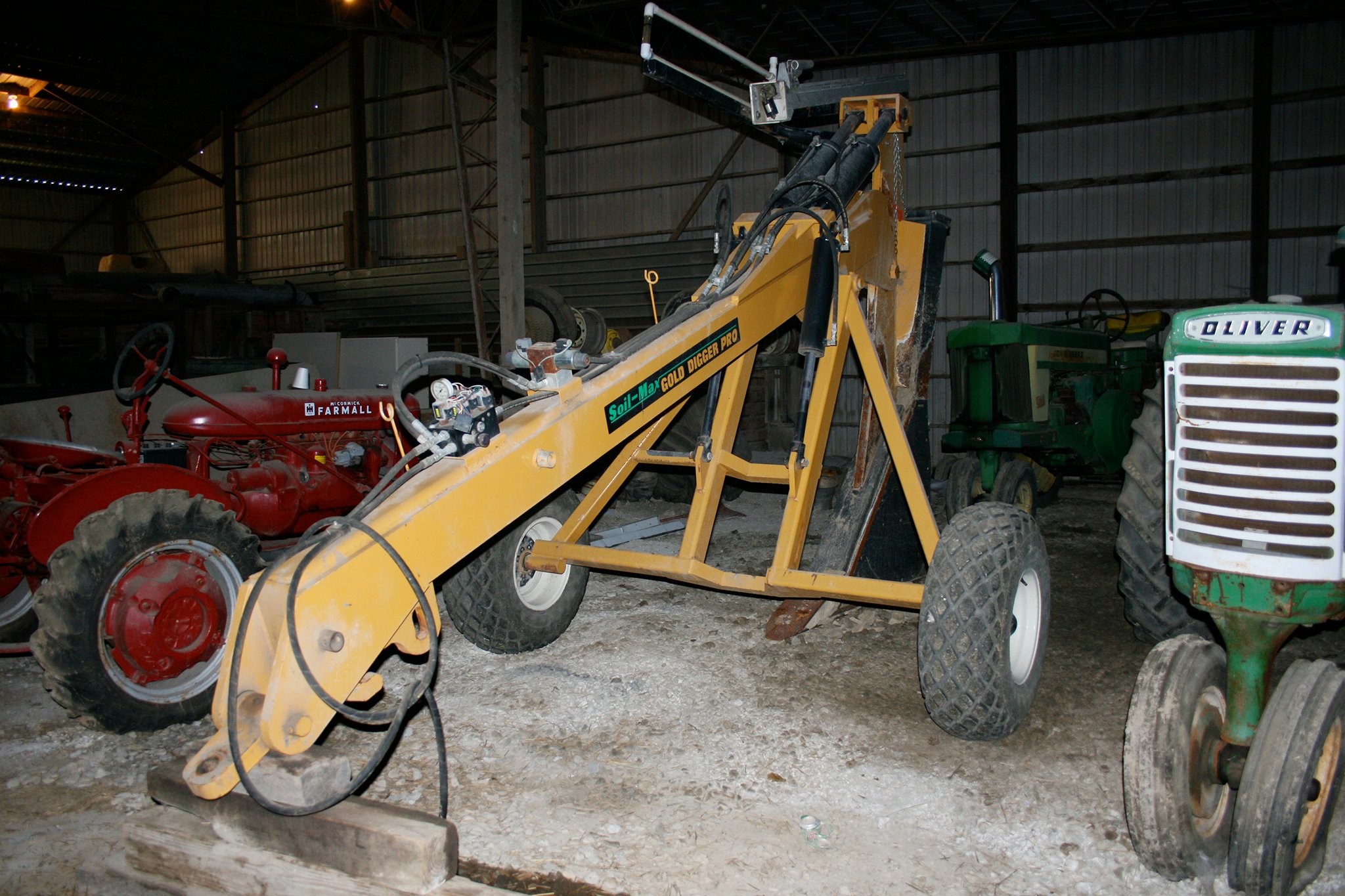Property photo 90 - Farmers Grain & Ag Equipment Auction - EQUIPMENT WANTED!