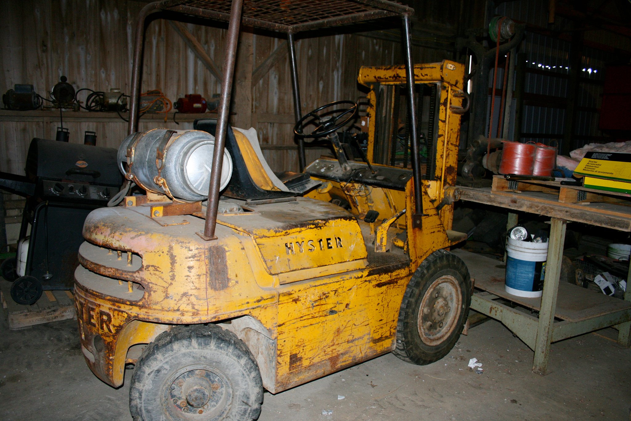 Property photo 92 - Farmers Grain & Ag Equipment Auction - EQUIPMENT WANTED!