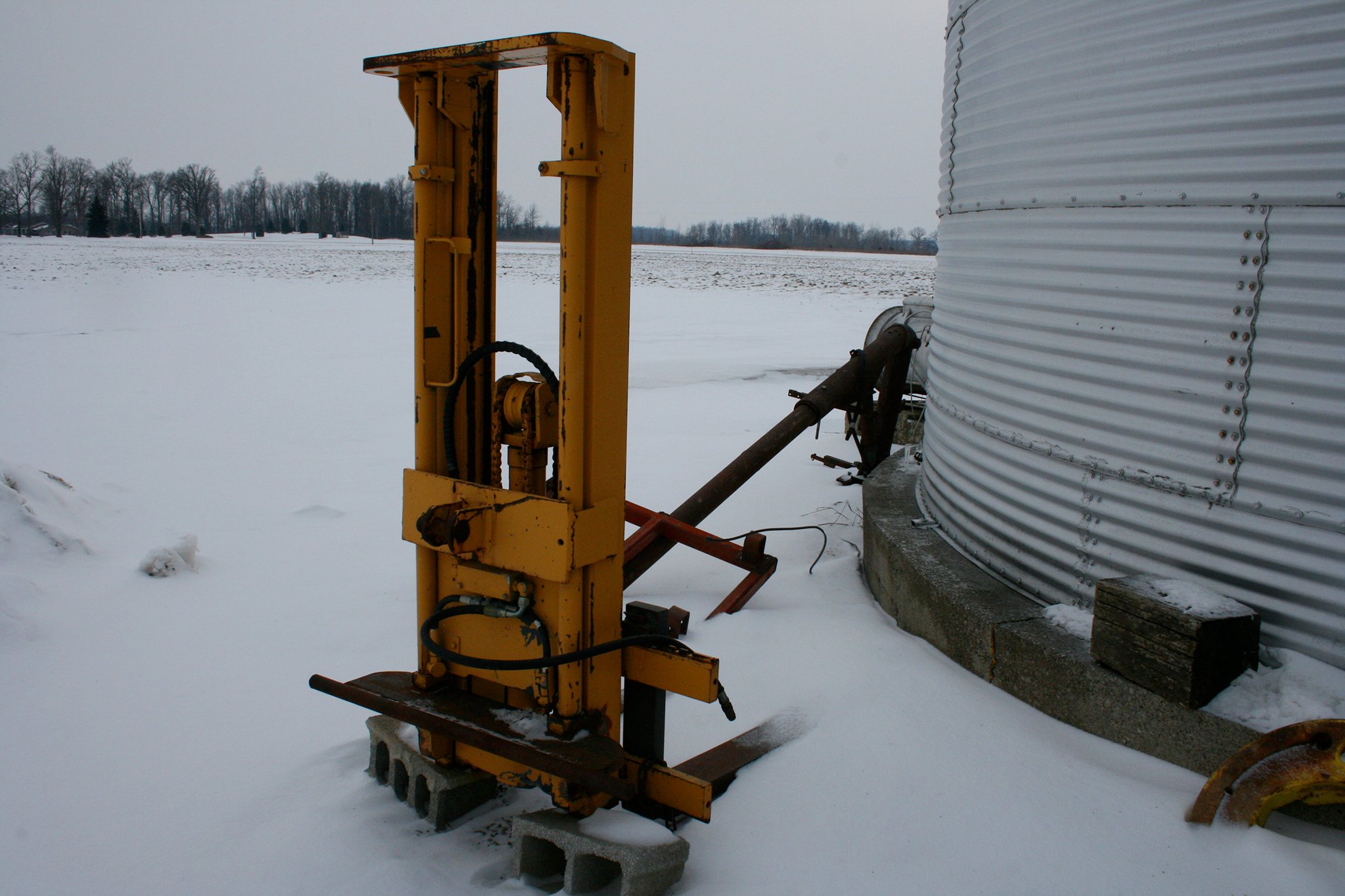 Property photo 94 - Farmers Grain & Ag Equipment Auction - EQUIPMENT WANTED!