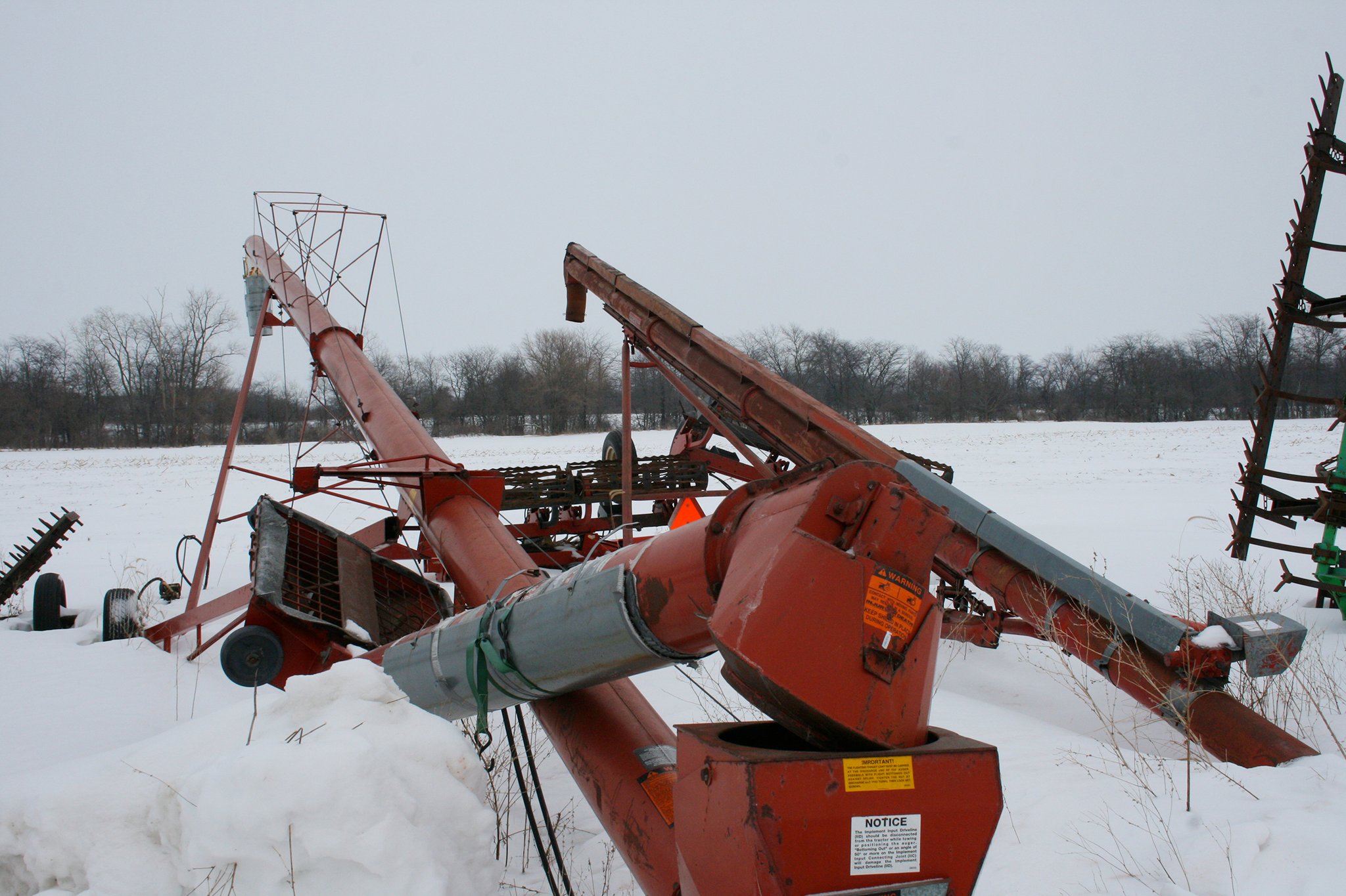 Property photo 98 - Farmers Grain & Ag Equipment Auction - EQUIPMENT WANTED!
