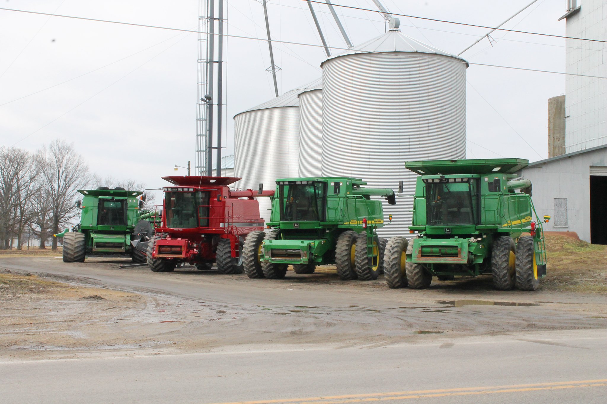 Property photo 178 - Farmers Grain & Ag Equipment Auction - EQUIPMENT WANTED!