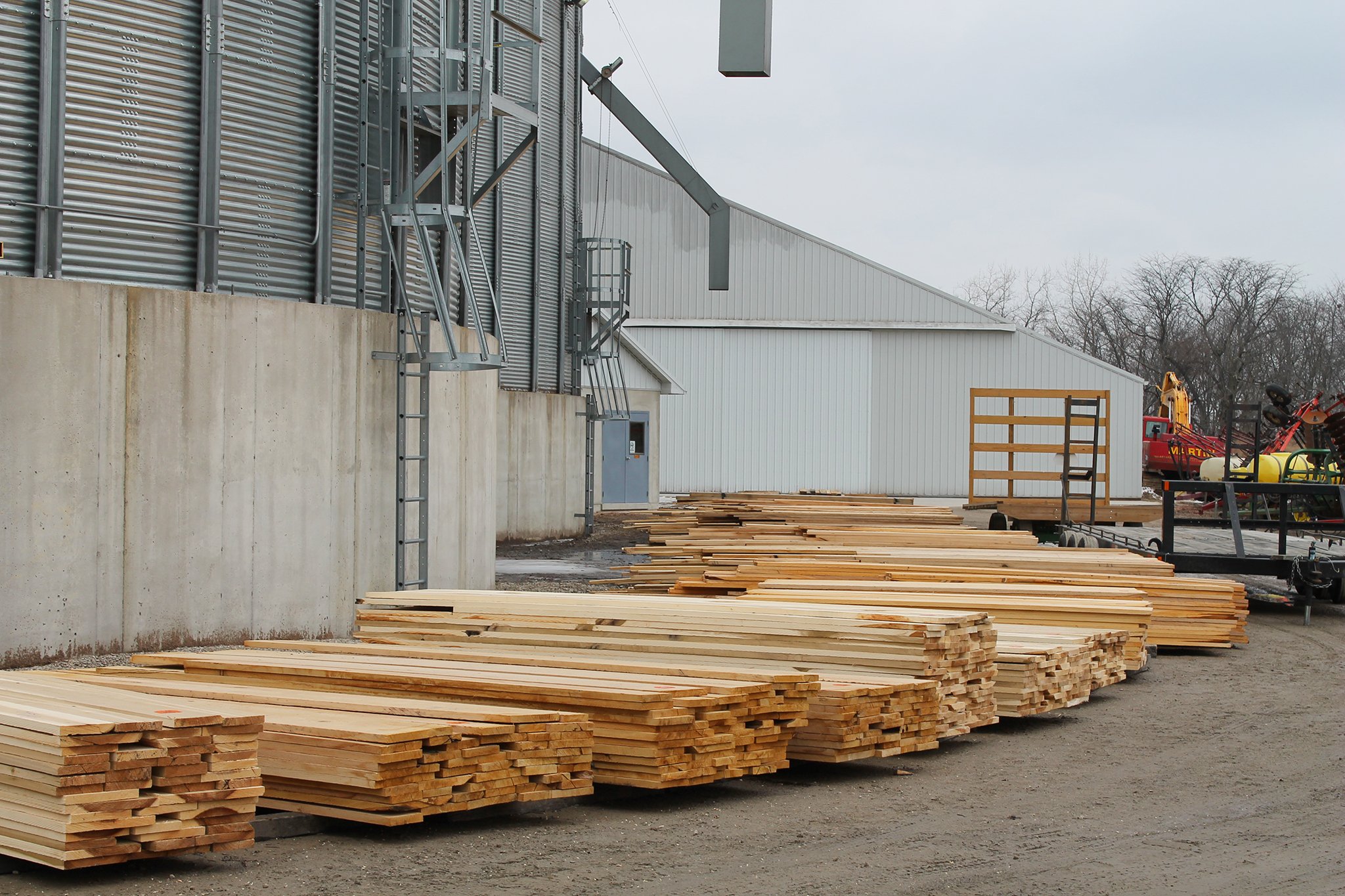 Property photo 180 - Farmers Grain & Ag Equipment Auction - EQUIPMENT WANTED!