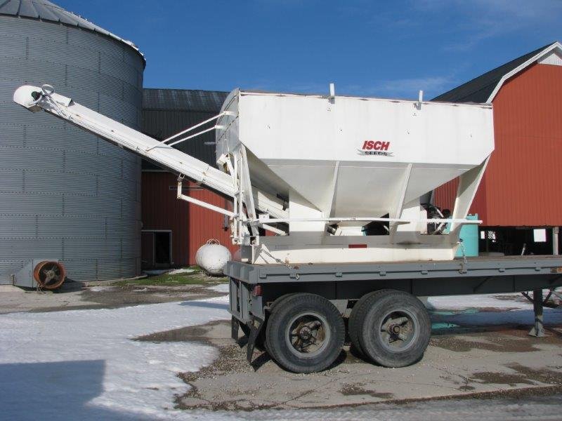 Property photo 134 - Farmers Grain & Ag Equipment Auction - EQUIPMENT WANTED!