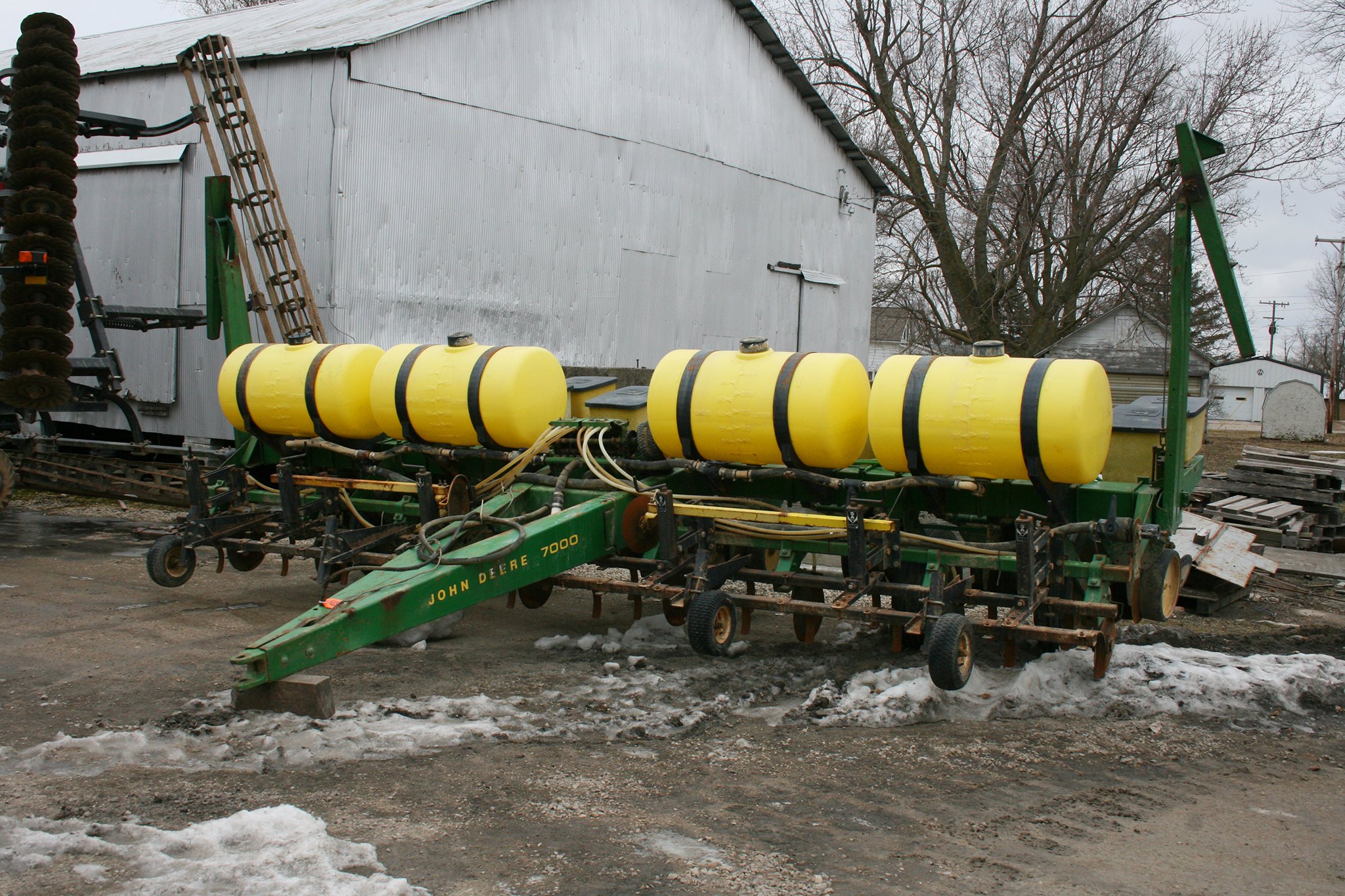 Property photo 164 - Farmers Grain & Ag Equipment Auction - EQUIPMENT WANTED!