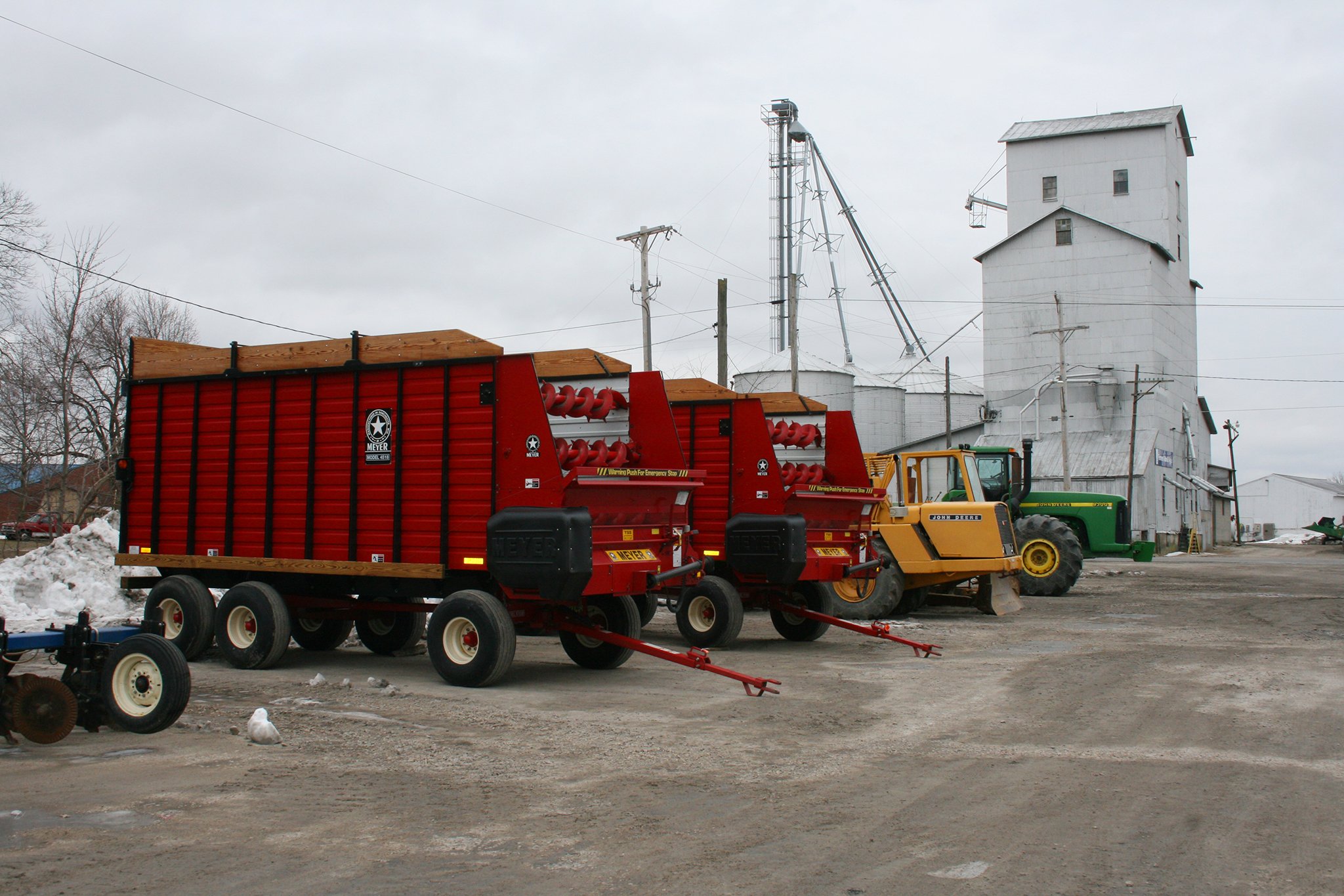 Property photo 155 - Farmers Grain & Ag Equipment Auction - EQUIPMENT WANTED!