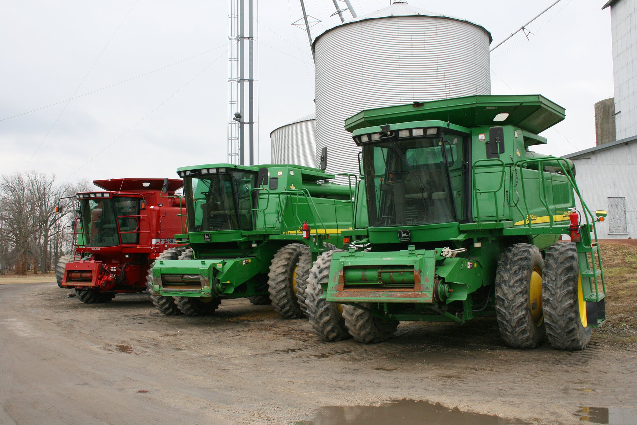 Property photo 154 - Farmers Grain & Ag Equipment Auction - EQUIPMENT WANTED!