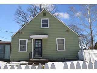 Property photo 1 - REAL ESTATE & PERSONAL PROPERTY AUCTION