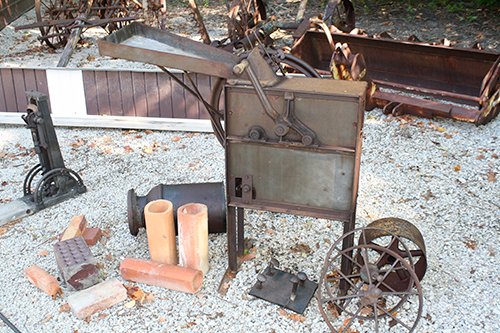 Property photo 21 - PERSONAL PROPERTY AUCTION