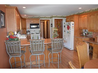 Property photo 11 - LEVITT REAL ESTATE & PERSONAL PROPERTY AUCTION