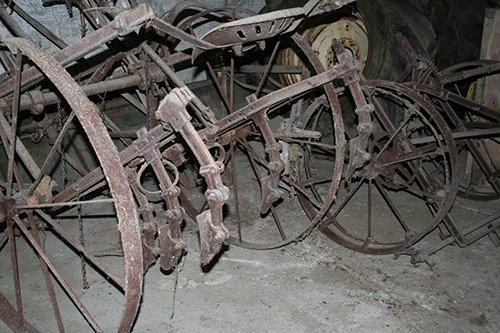 Property photo 40 - FARM EQUIPMENT AUCTION