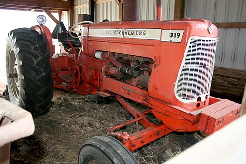 Property photo 1 - FARM EQUIPMENT AUCTION